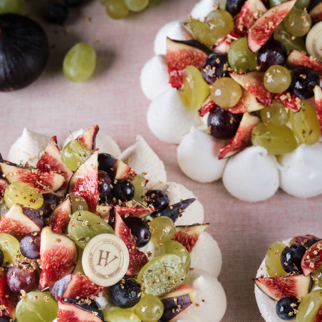 Pâtisseries Hugo & Victor | Pavlova Méditerranéenne Figue & Raisin
