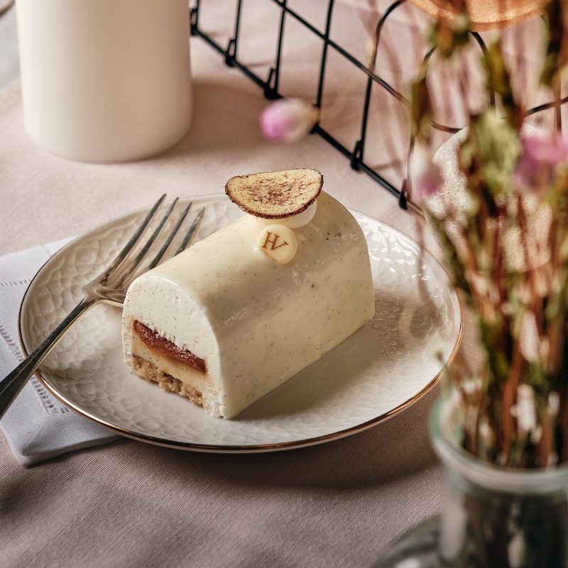 Bûchette Vanille Crème Brûlée - Pâtissier Chocolatier de Luxe - Paris